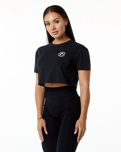 Black Alphalete Fitted Performance Short Sleeve Crop | BZYDFU437