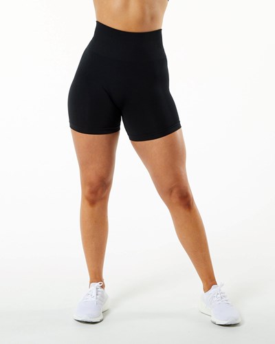 Black Alphalete Seamless Scrunch 4.5" Short | KPSWAN451