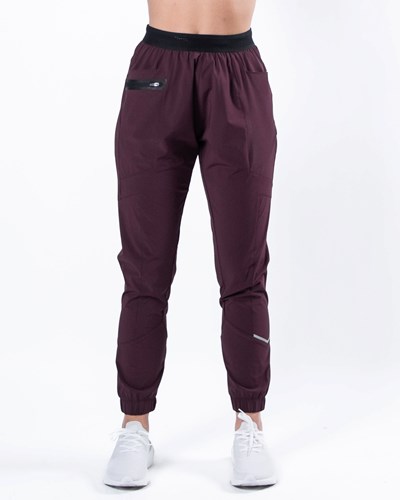 Burgundy Alphalete Woven 4-Way Stretch 28" Pant | TMXYPV825