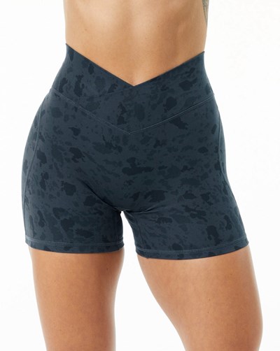 Pebble Print Whale Blue Alphalete Single Brushed Cross-Wrapped Short | ROTJKA875