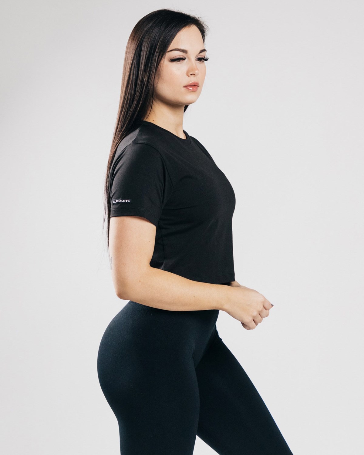 Black Alphalete Fitted Performance Crop Top | RCUTPI496