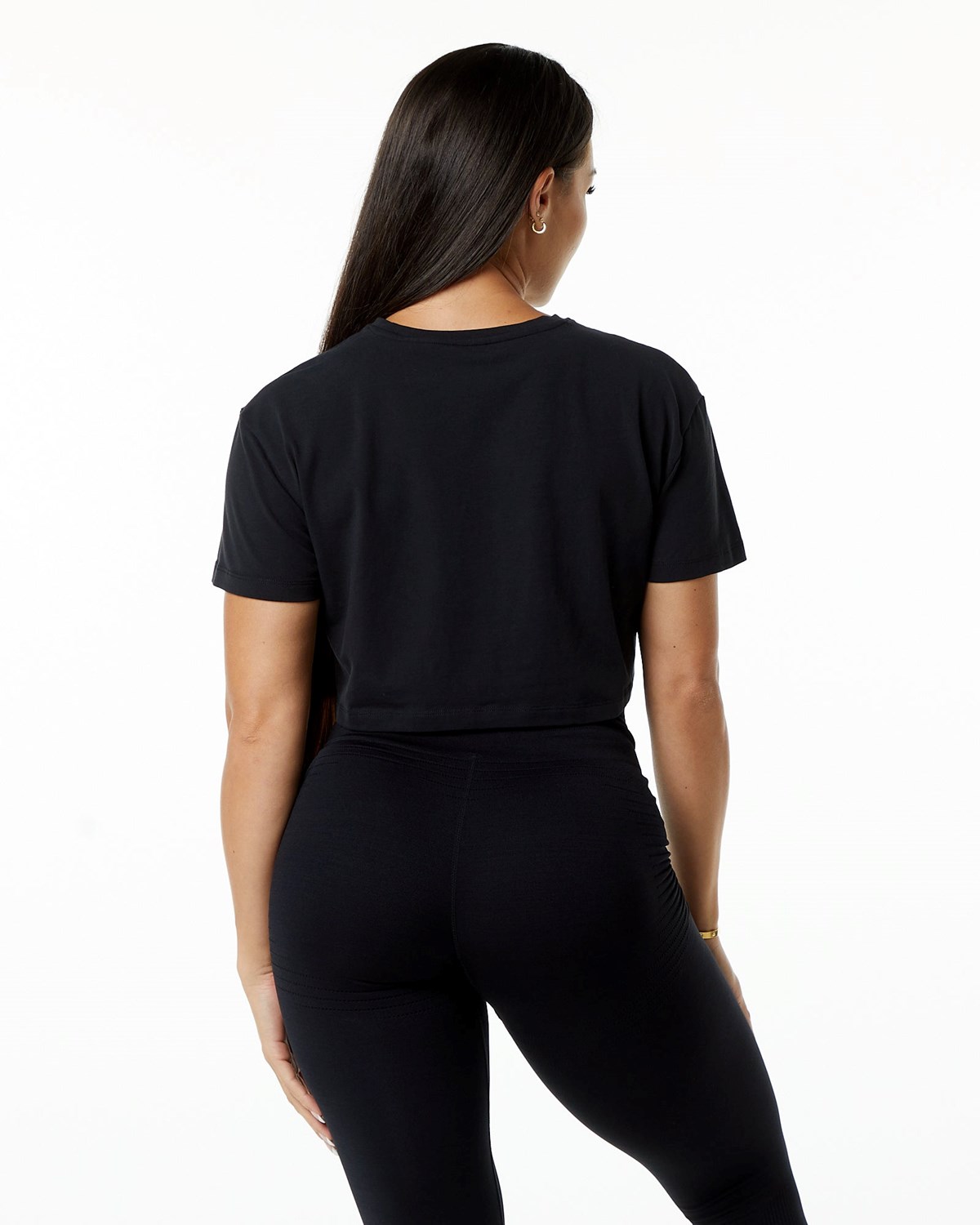 Black Alphalete Fitted Performance Short Sleeve Crop | BZYDFU437