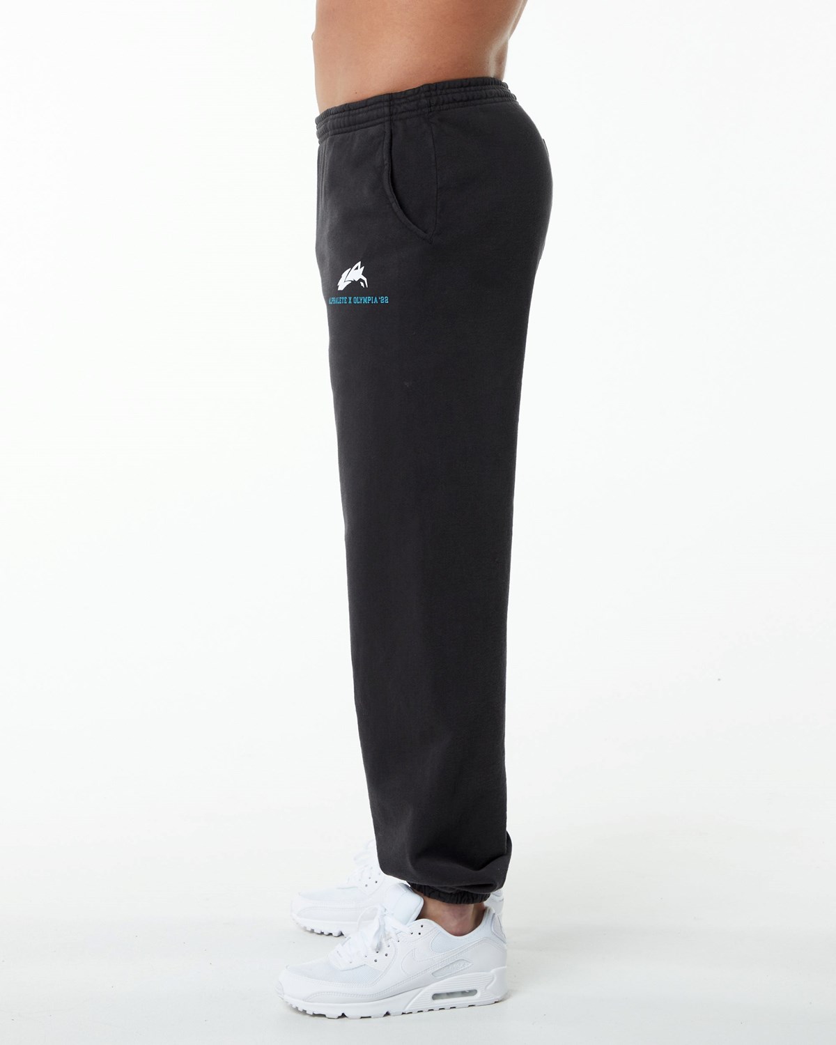 Black Alphalete Fleece Graphic Jogger | PAQCIN781