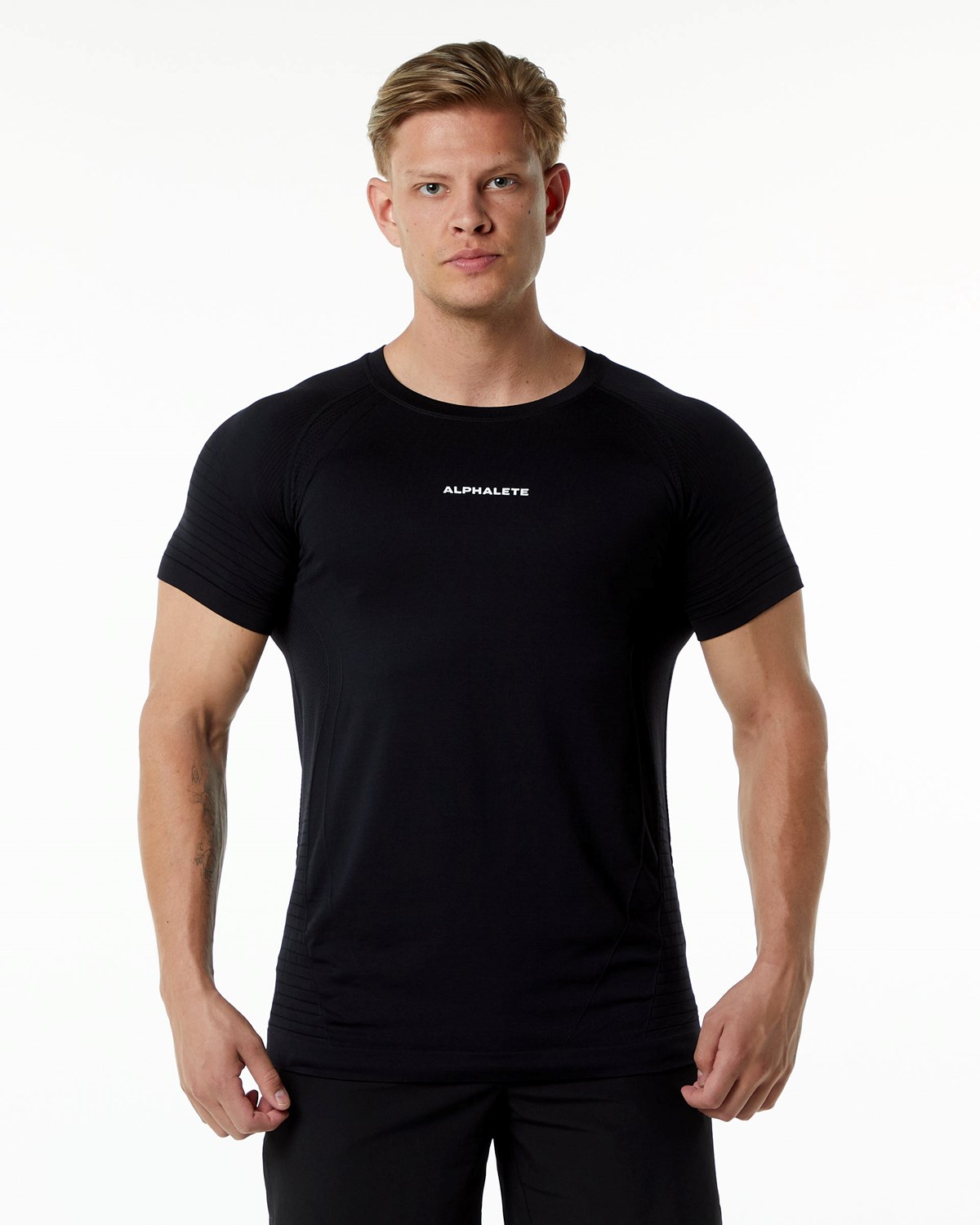 Black Alphalete High Performance Seamless Short Sleeve Tee | DRHMCF356