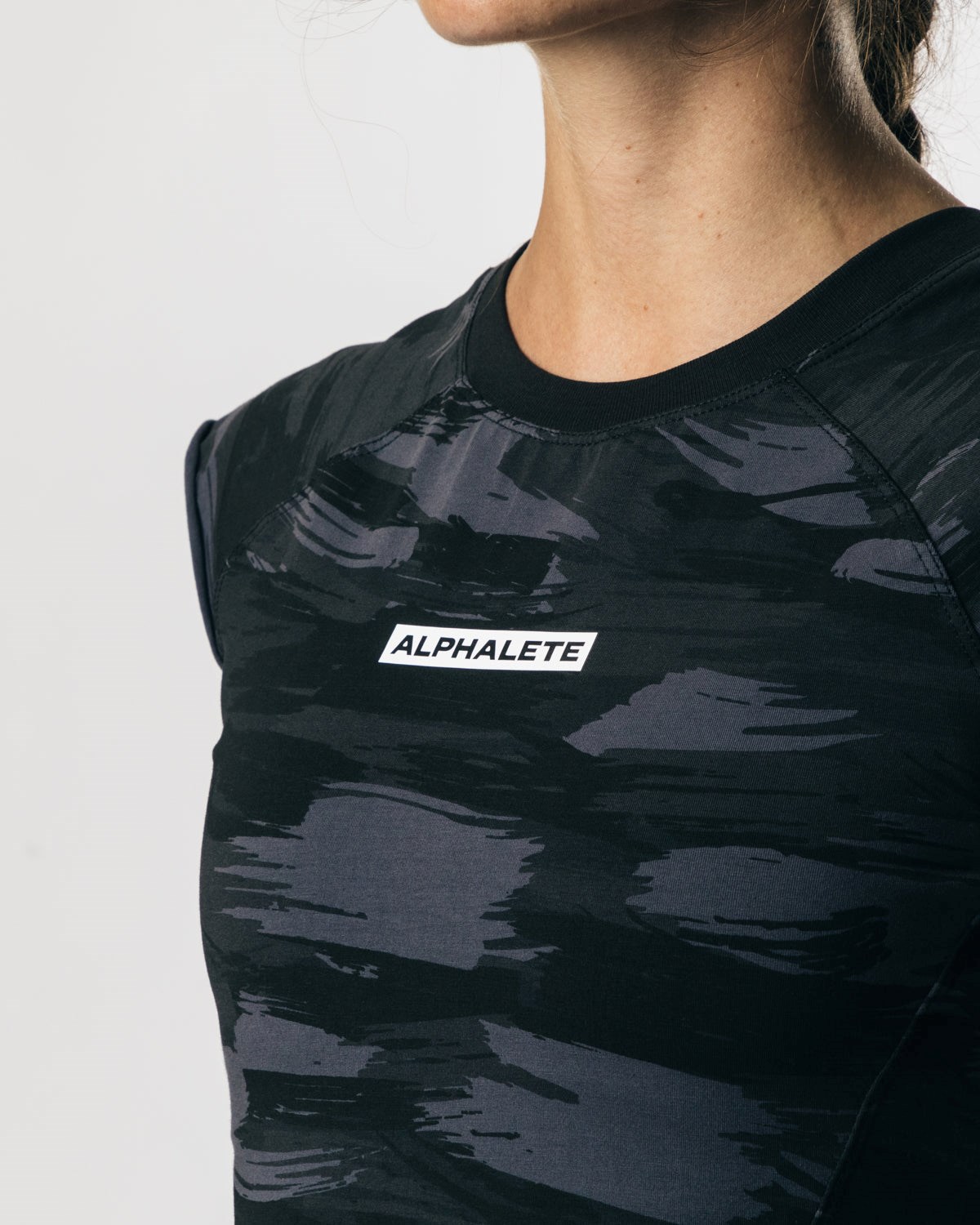 Black Canvas Camo Alphalete High Performance Short Sleeve Crop Tee | UPWFSR049