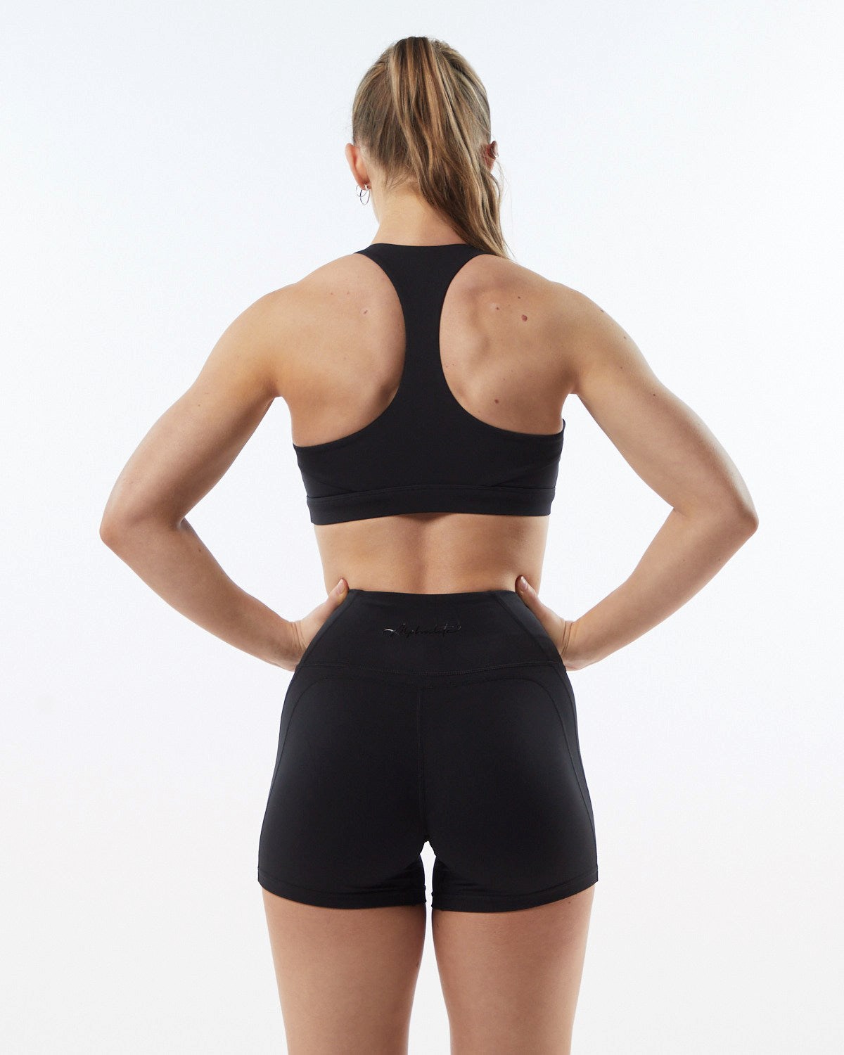 Blackout Alphalete Medium-Support Racer Back Sports Bra | UKHNZE235