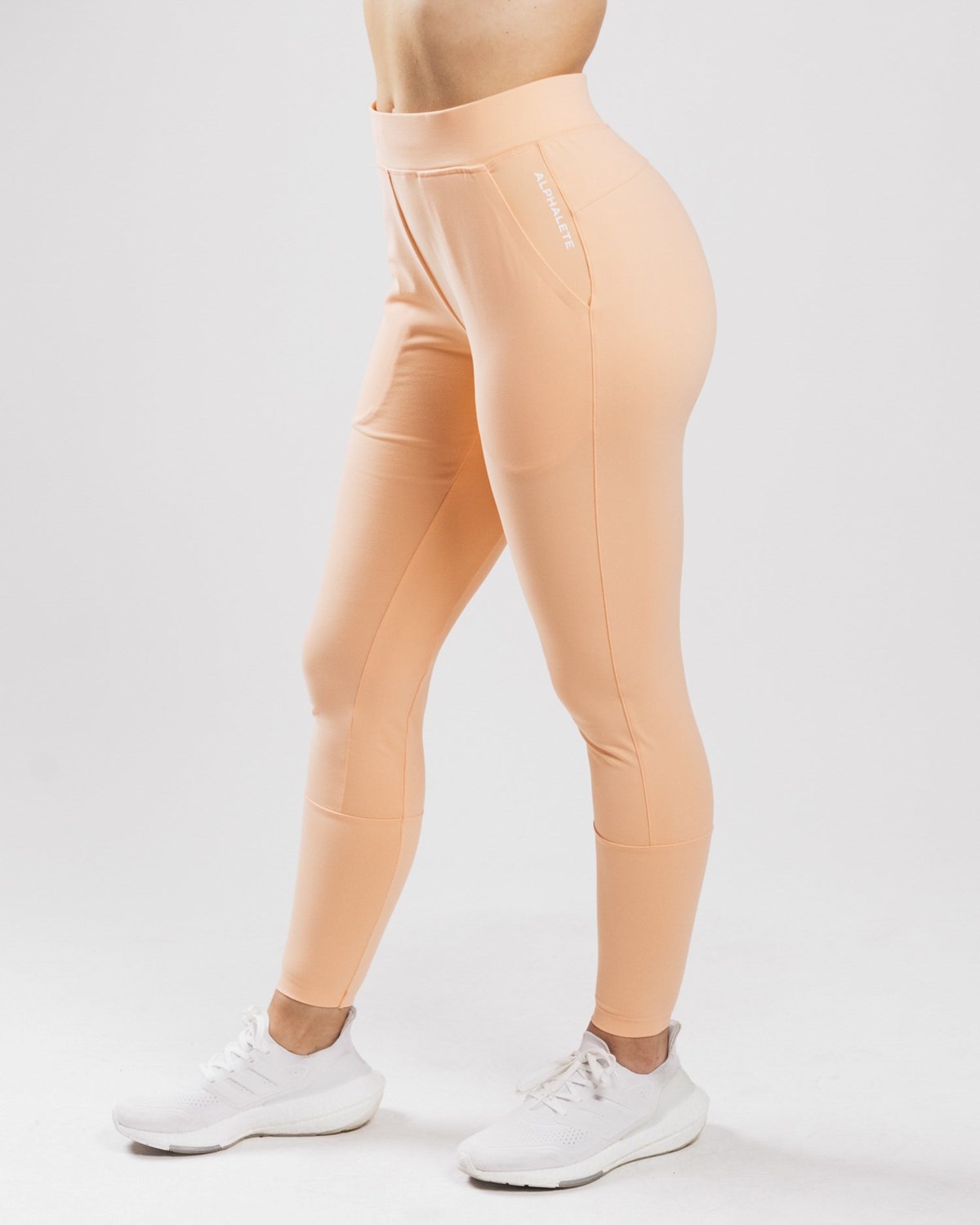 Cheeky Coral Alphalete 4-Way Stretch Jogger | HOYUJR251