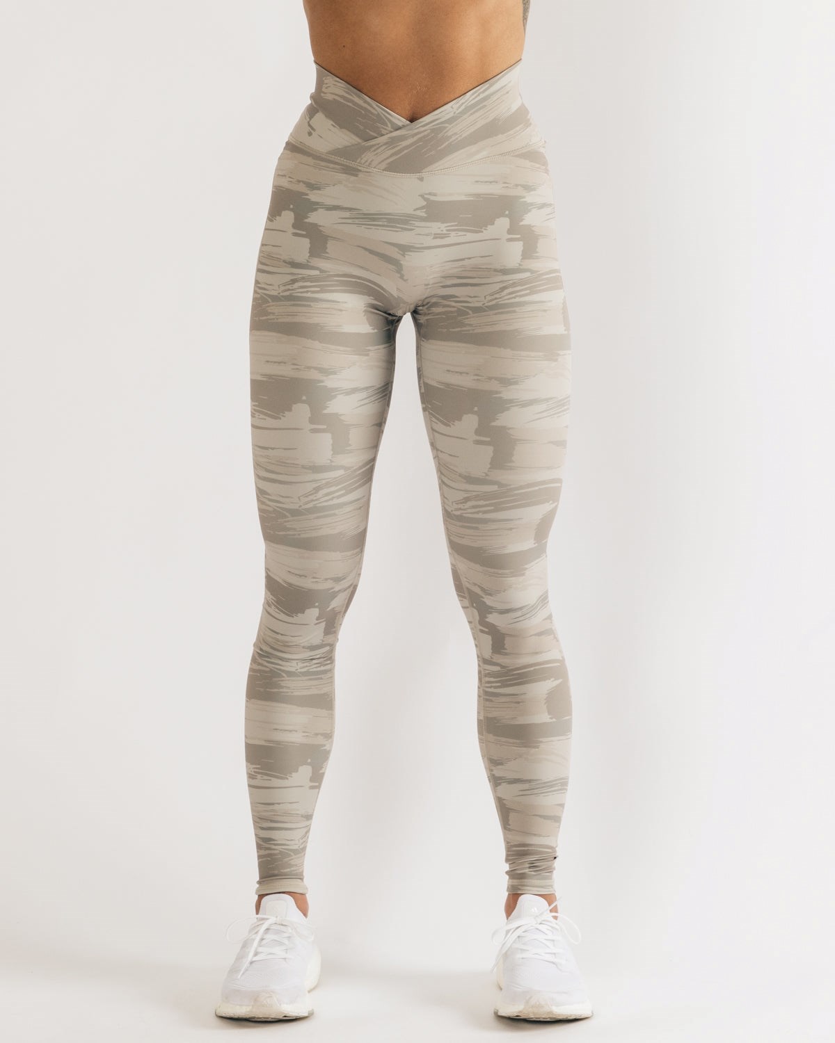 Desert Canvas Camo Alphalete All-Purpose Legging | FDXTEZ573