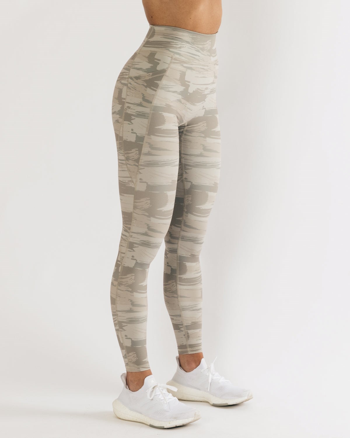 Desert Canvas Camo Alphalete All-Purpose Legging | GMSIOW548