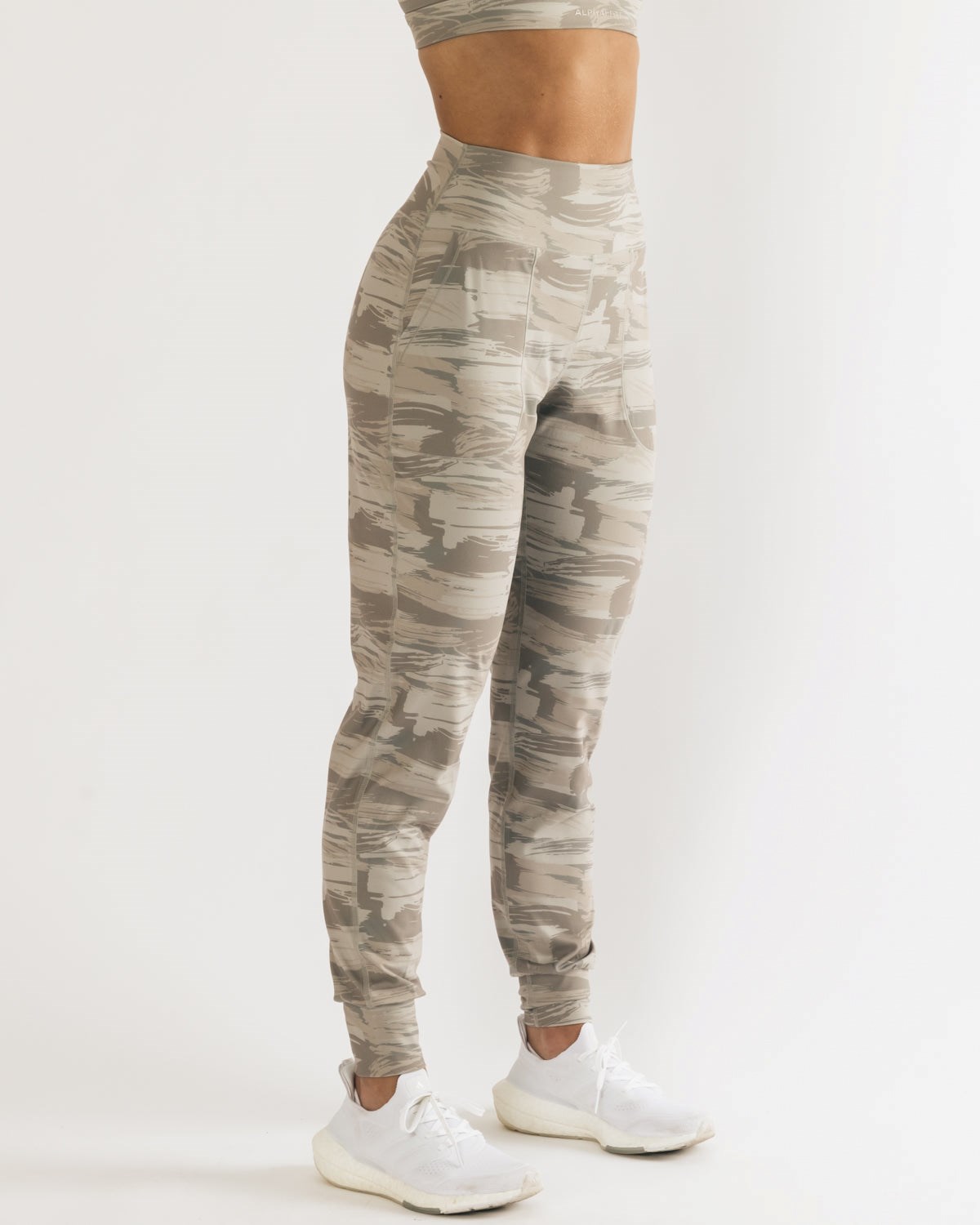 Desert Canvas Camo Alphalete All-Purpose Jogger | KAFXEQ514