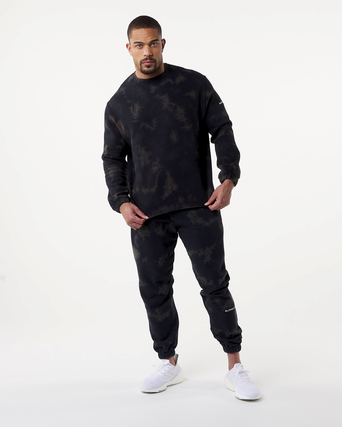 Faded Black Alphalete Washed Fleece Sweater | JOXWUQ594