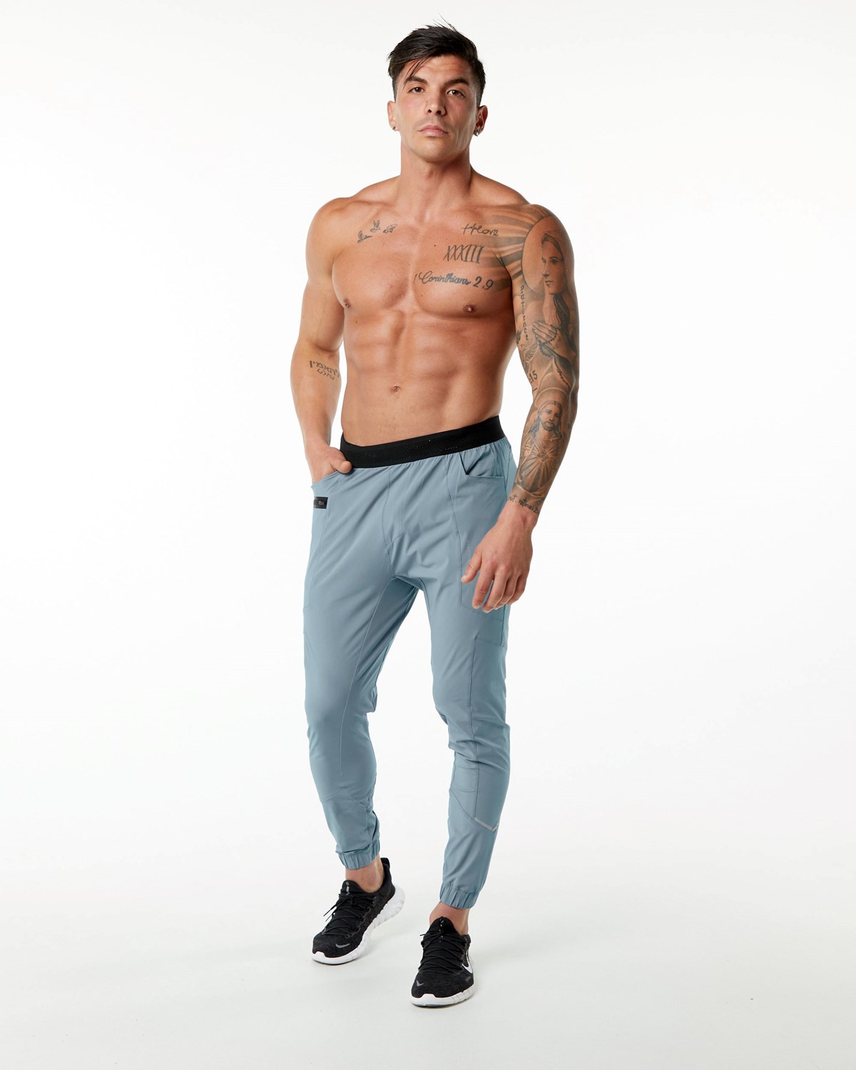 Fog Blue Alphalete Lightweight 4-Way Stretch 29