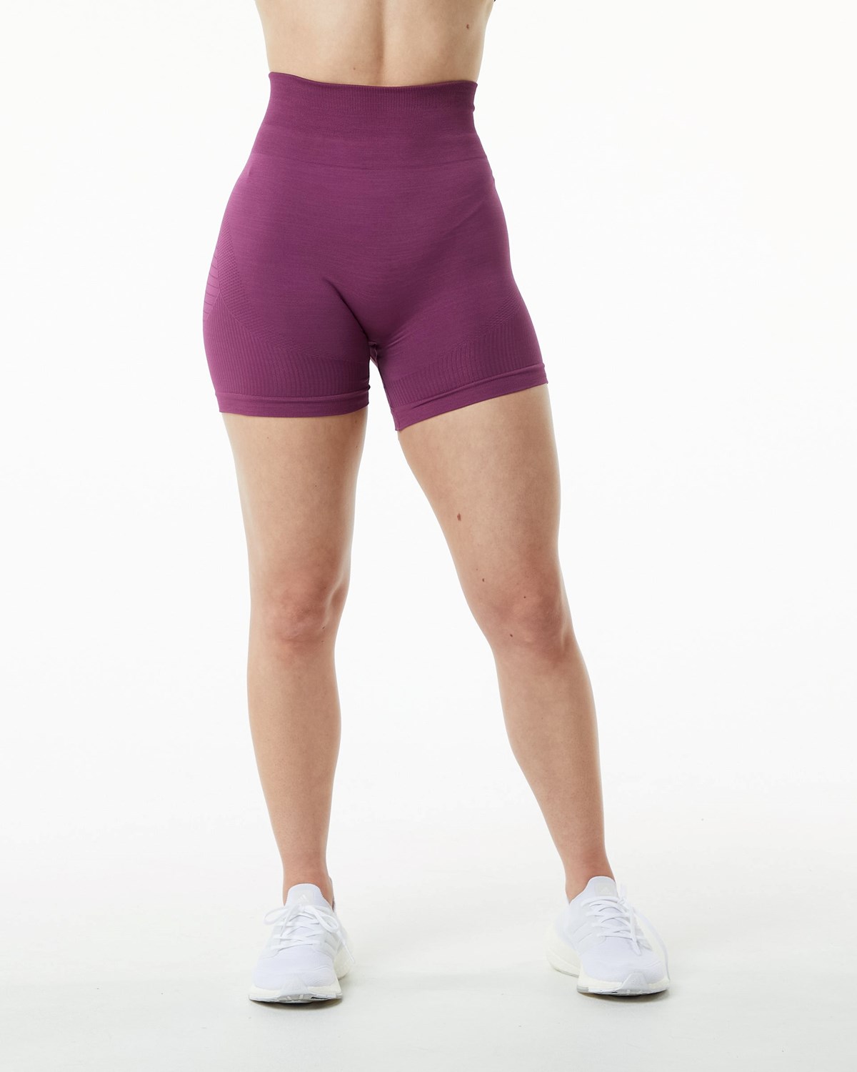 Grape Alphalete High Performance Seamless Short | GMJFVU953