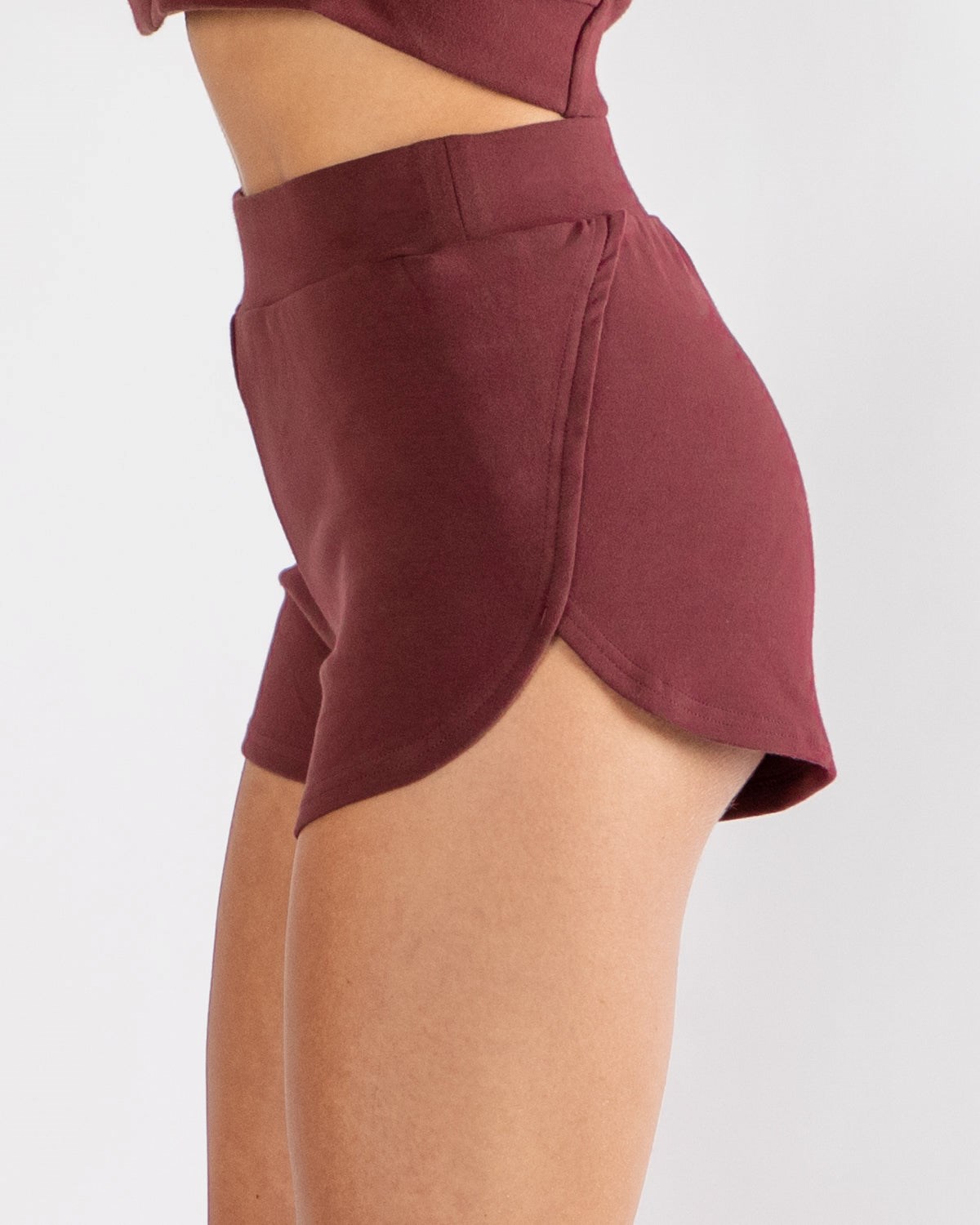 Mahogany Alphalete Relaxed Single-Brushed High Slit Short | QVYRKJ712