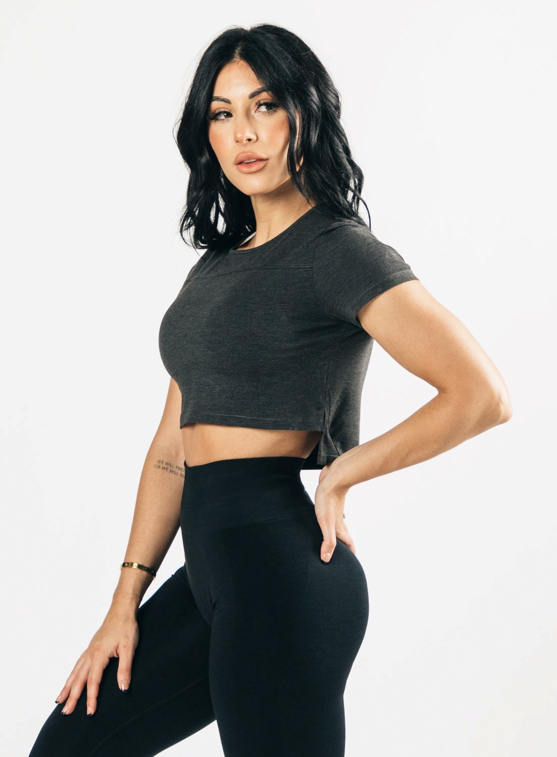 Marled Black Alphalete Cropped Premium Short Sleeve | HWMLDO821