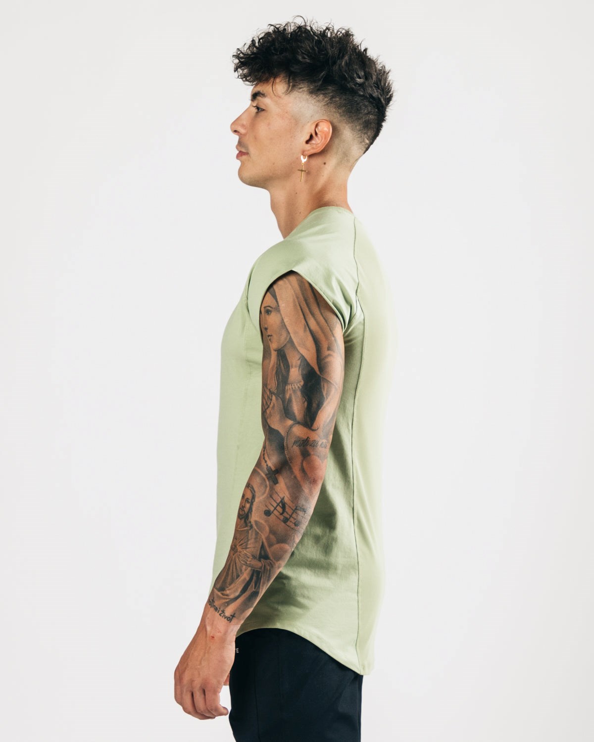 Meadow Alphalete High Performance Sleeveless Tee | HQCREJ264