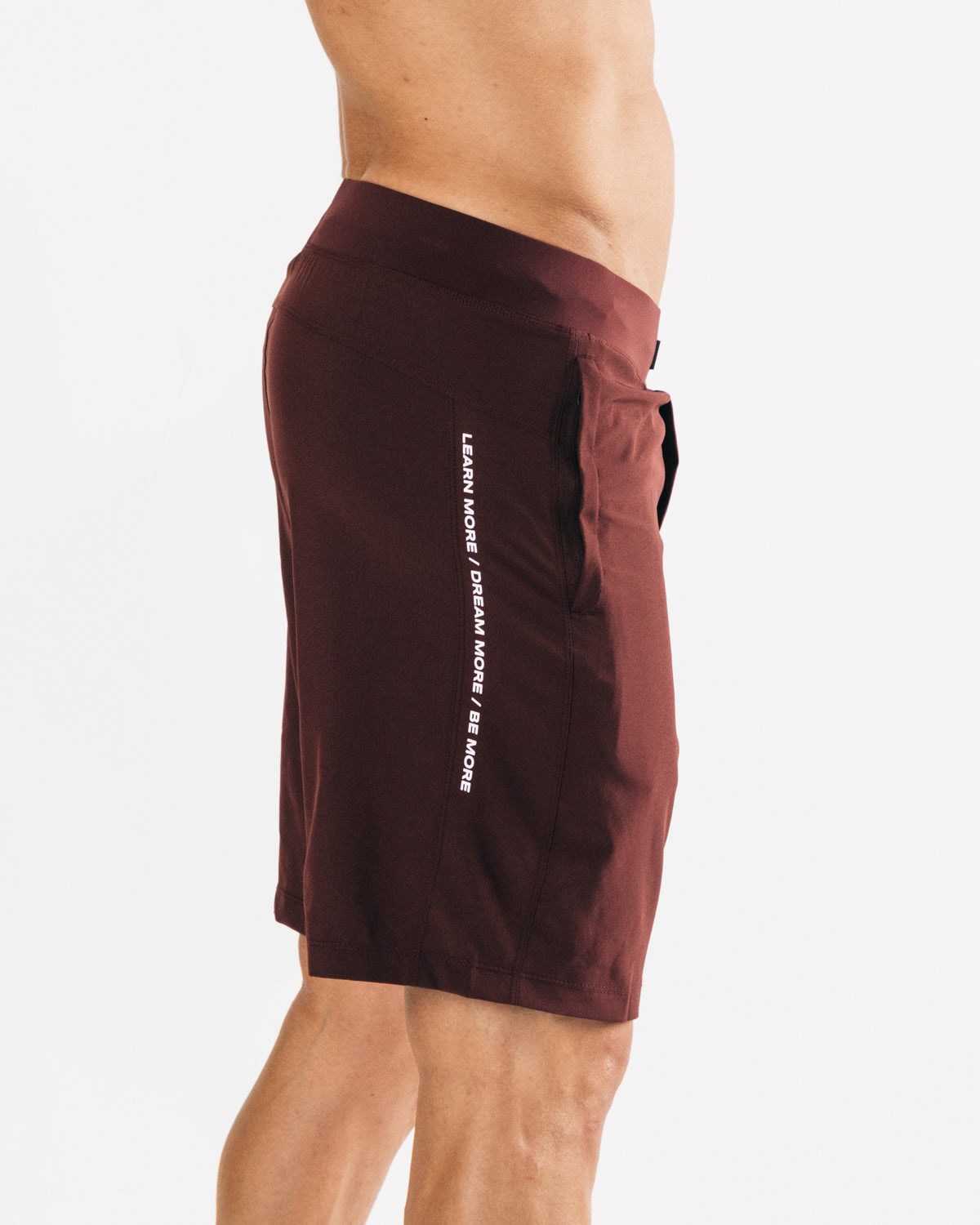 Merlot Alphalete Woven 4-Way Stretch 9