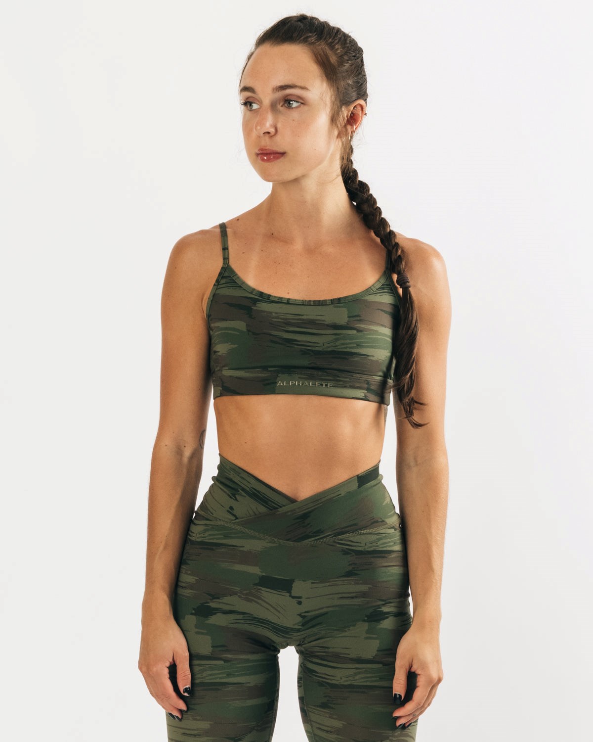 Olive Canvas Camo Alphalete Medium Impact Bra | VISZKF285