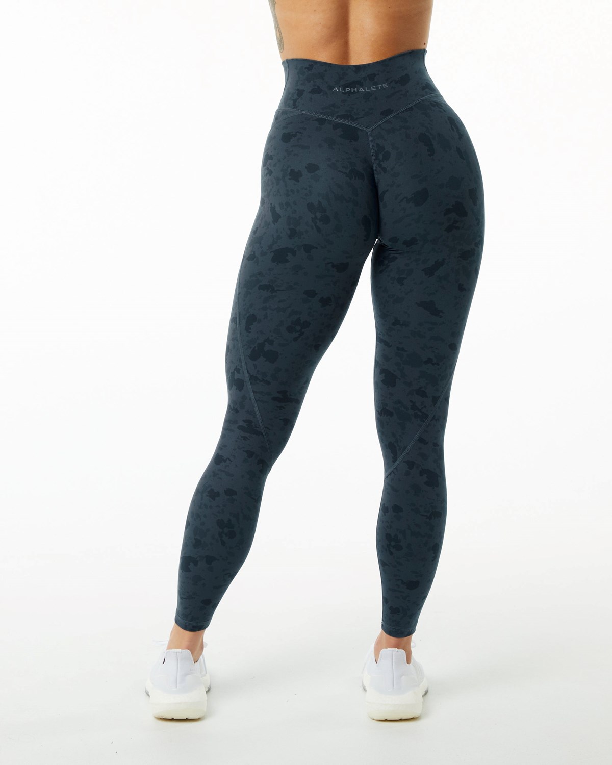 Pebble Print Whale Blue Alphalete Single Brushed Cross-Wrapped Legging | NWLMOH219