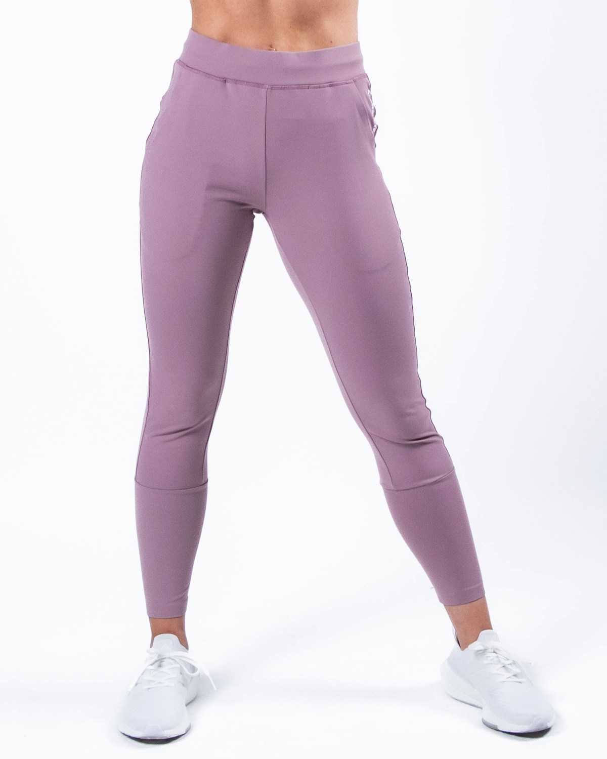 Purple Dove Alphalete 4-Way Stretch Jogger | VWCJXP160