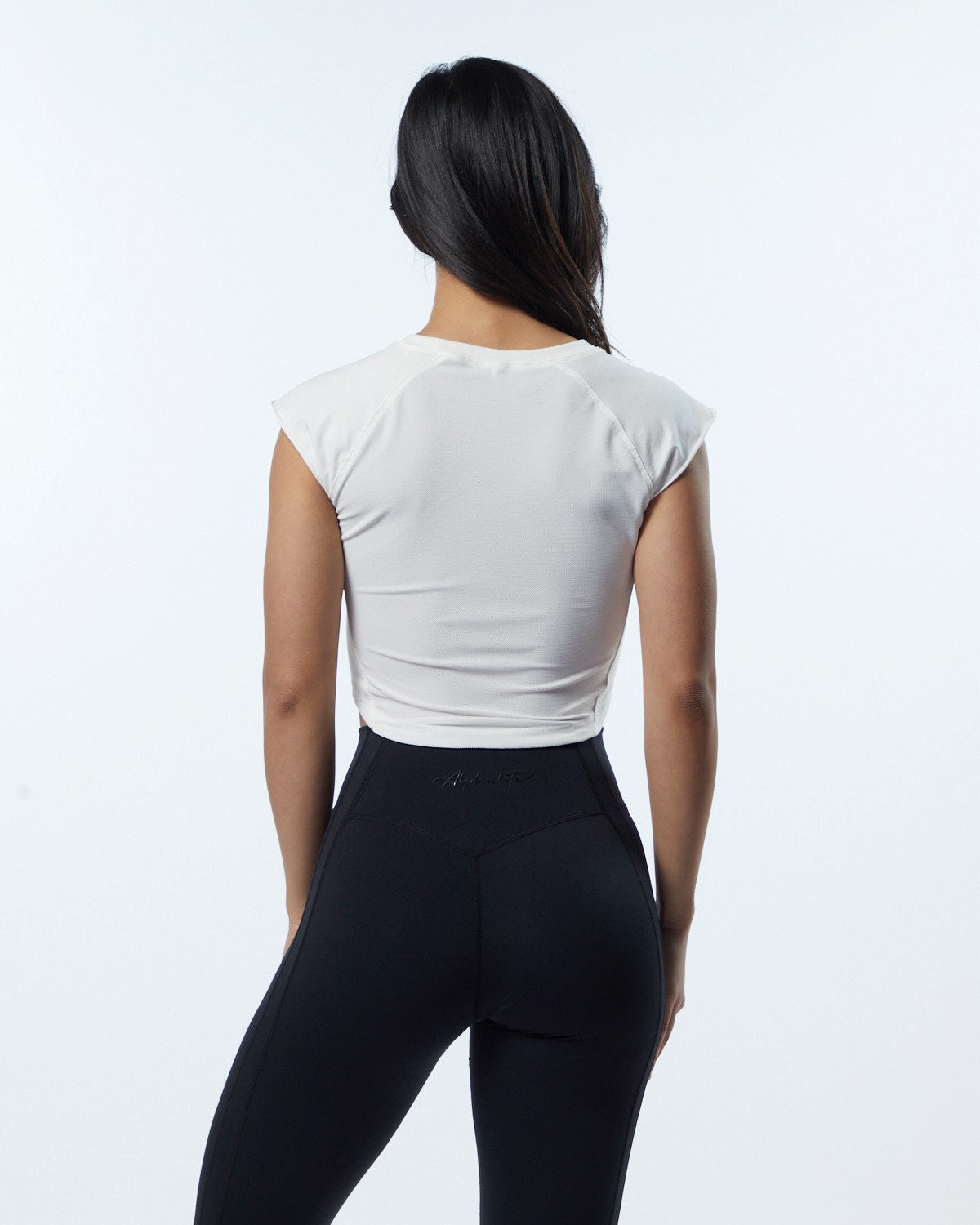 Resin Alphalete High Performance Short Sleeve Crop Tee | WXSMRT854