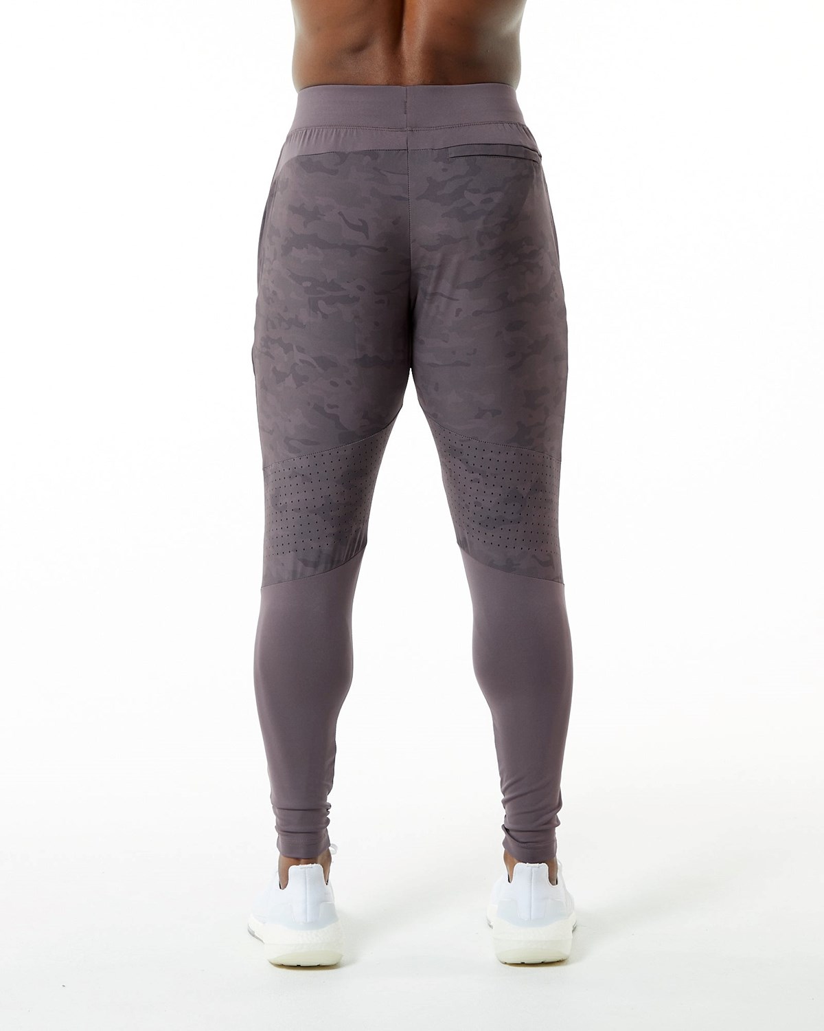 Striker Alphalete Woven 4-Way Stretch 29