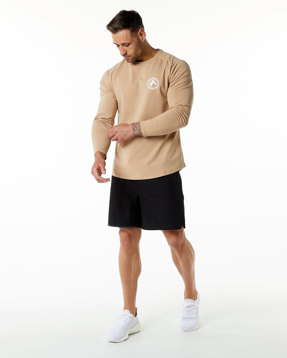 Taupe Alphalete Fitted Performance Long Sleeve | ERWCXA697