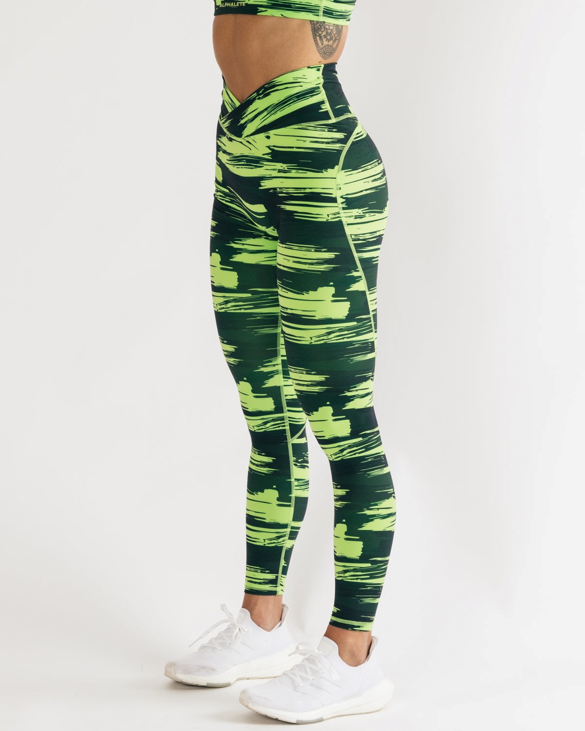 Volt Canvas Camo Alphalete All-Purpose Legging | VMAJYR749