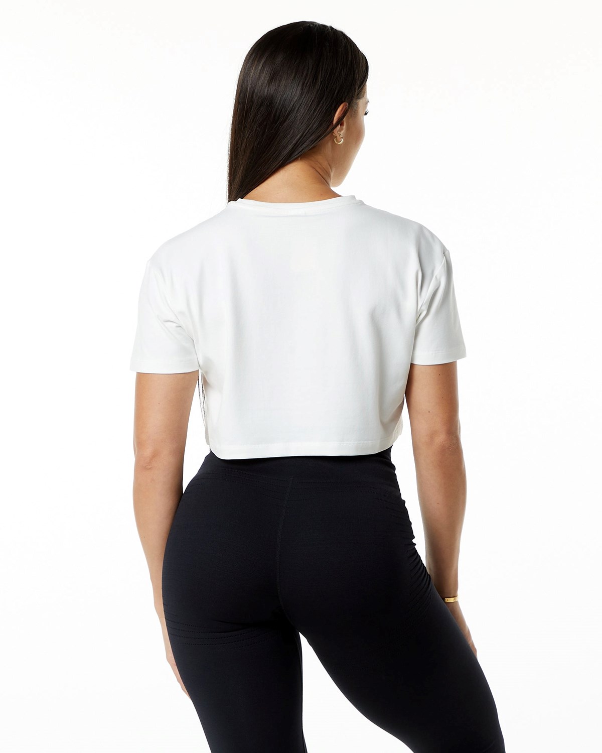 White Alphalete Fitted Performance Short Sleeve Crop | OPSQLH861